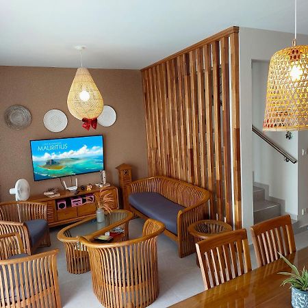Golden Square Villa & Private Pool Flic-en-Flacq المظهر الخارجي الصورة